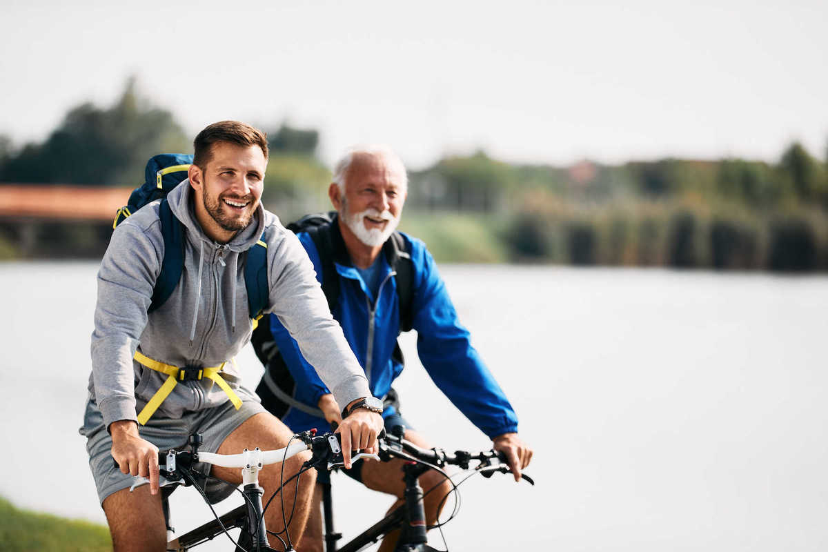 Man photographing my bicycle seat with large gap to preserve nerves in the  crotch area. Minneapolis Minnesota MN USA Stock Photo - Alamy